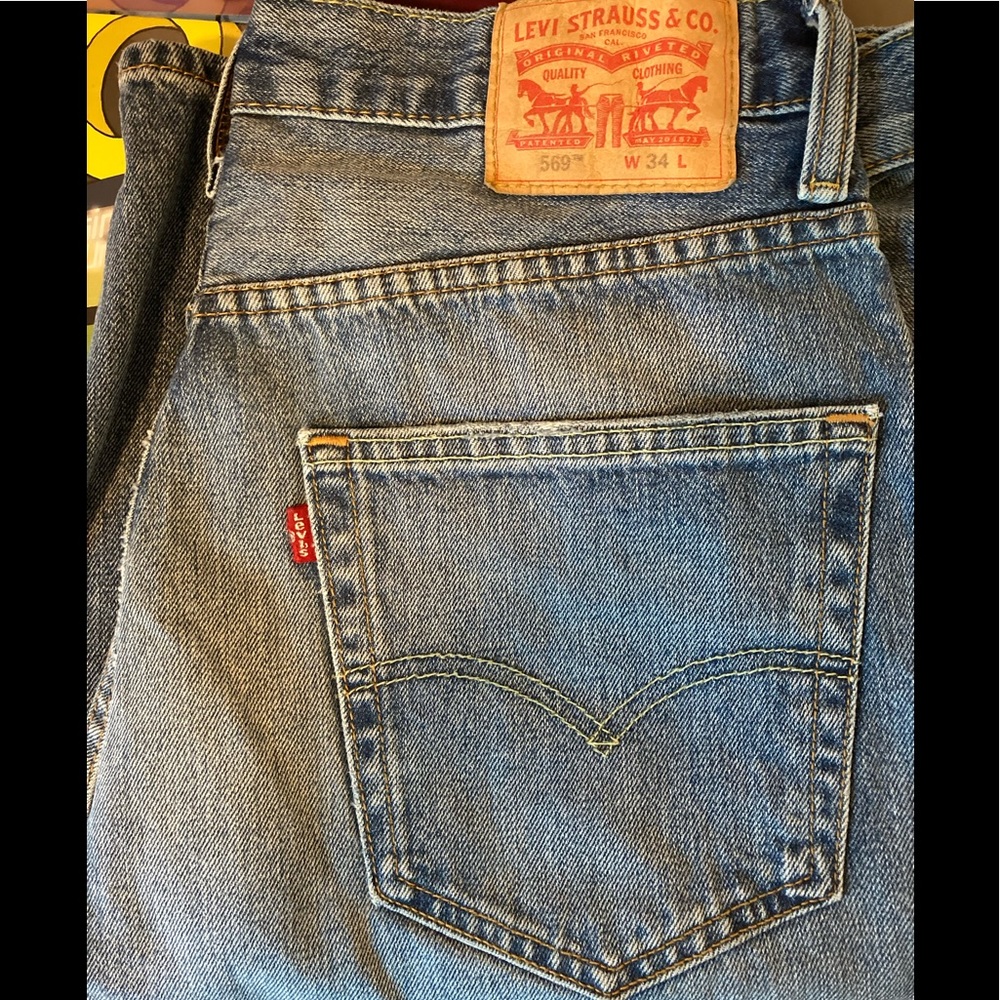 Levi’s 569 jean shorts